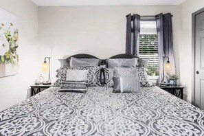 3 chambres, fer et planche à repasser, Wi-Fi gratuit, draps fournis