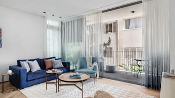 2BR Apartment (Mohaliver #23 St.) | Living area | 45-inch TV with cable channels