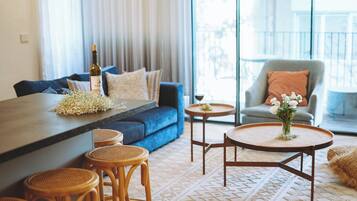 2BR Apartment (Mohaliver #23 St.) | Living area | 45-inch TV with cable channels