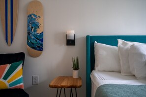 Desk, free WiFi, bed sheets