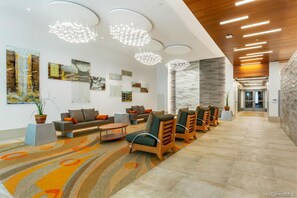 Luxury House | Executive lounge - Residence Salt at Kakaako (Honolulu)