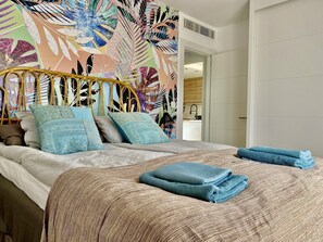 2 chambres, fer et planche à repasser, Wi-Fi gratuit, draps fournis