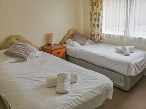 2 quartos, Wi-Fi de cortesia, roupa de cama