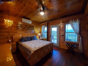 5 bedrooms, iron/ironing board, travel cot, free WiFi