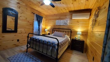 5 bedrooms, iron/ironing board, travel crib, free WiFi