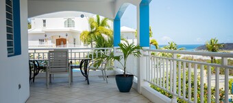 Easy Corner Villas