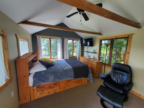 THE SHACK, Views of beautiful Auke Bay Harbor a Quarter Mile Away.
CBJ1000258