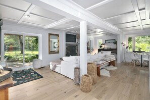 Smart TV, fireplace, table tennis, books