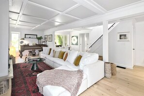 Smart TV, fireplace, table tennis, books