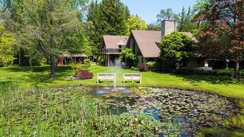 Enceinte de lâhĂ©bergement