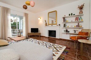 3 bedrooms, iron/ironing board, free WiFi, bed sheets - Casa Elisana - Calahonda boutique villa (Mijas Costa)