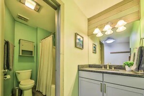 Bathroom - ↟Hot Tub/Pool!↟Sleeper@SnowBlaze↟New Mattress!↟ (Winter Park)