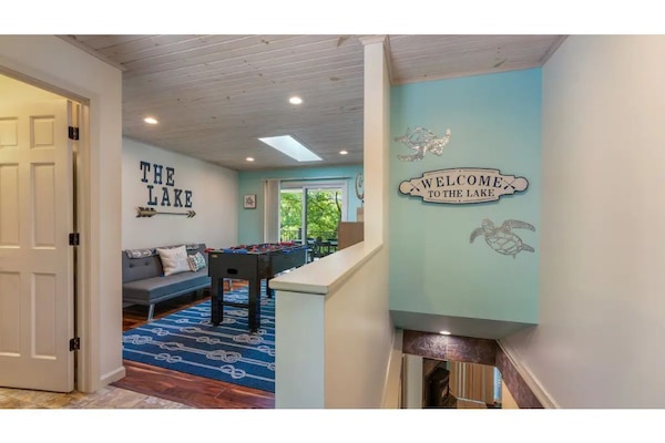 Welcome to our Maritime (merry time) lakefront lake house!