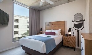 2 Schlafzimmer, Zimmersafe, Bügeleisen/Bügelbrett, WLAN