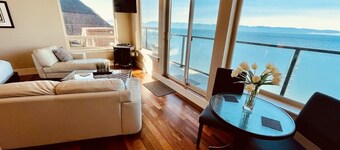 Points West Oceanfront Rooftop suite