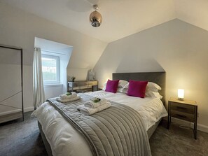 3 chambres, Wi-Fi gratuit, draps fournis