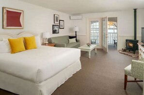 1 bedroom, iron/ironing board, free WiFi