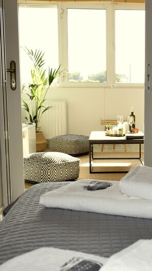 2 makuuhuonetta, Wi-Fi, vuodevaatteet