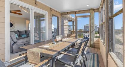 "Parked In The Sand"Corolla 4x4 beach house Ocean views and wild horses!