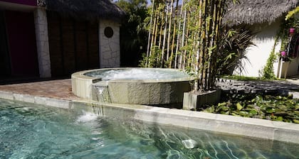 HOTEL CASA DE LAS FLORES