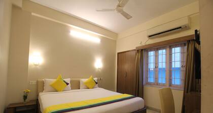 Deluxe AC Room at Anamitra Guest House #6