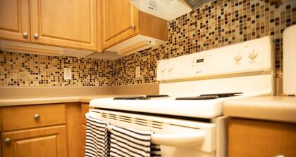 Luxury vibe in the heart of Chattanooga with pool & full coffee bar
