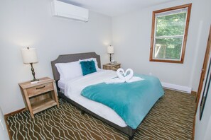 4 chambres, fer et planche à repasser, Wi-Fi, draps fournis