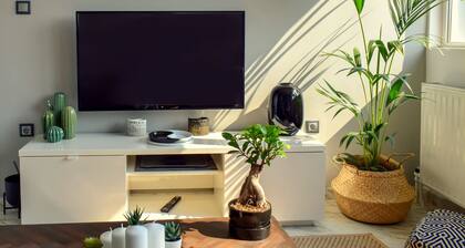 Augoustinos Silver - Sea Side, 1st Floor & Attic