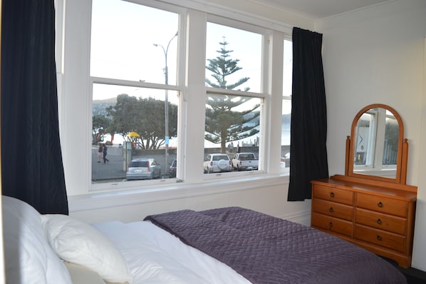 2 bedrooms, Internet, bed sheets