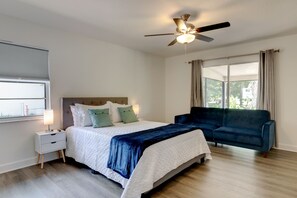 2 bedrooms, desk, iron/ironing board, free WiFi - NEW! Cozy Sebastian Home - Only 15 min from Beach! (Sebastian)