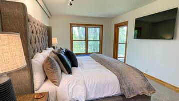 2 habitaciones, cuna de viaje, wifi gratis y ropa de cama