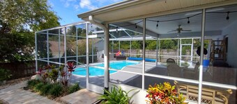 Relax & unwind—enclosed private pool, fenced yard, many amenities & attractions!