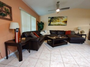 TV connectée, services de streaming, chaîne hi-fi, écrans d'ordinateur