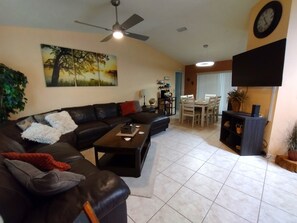 TV connectée, services de streaming, chaîne hi-fi, écrans d'ordinateur