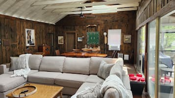 Smart TV, fireplace, books