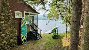 Property grounds - Lake Buel Waterfront - 4 Bedrooms with private dock (New Marlborough)