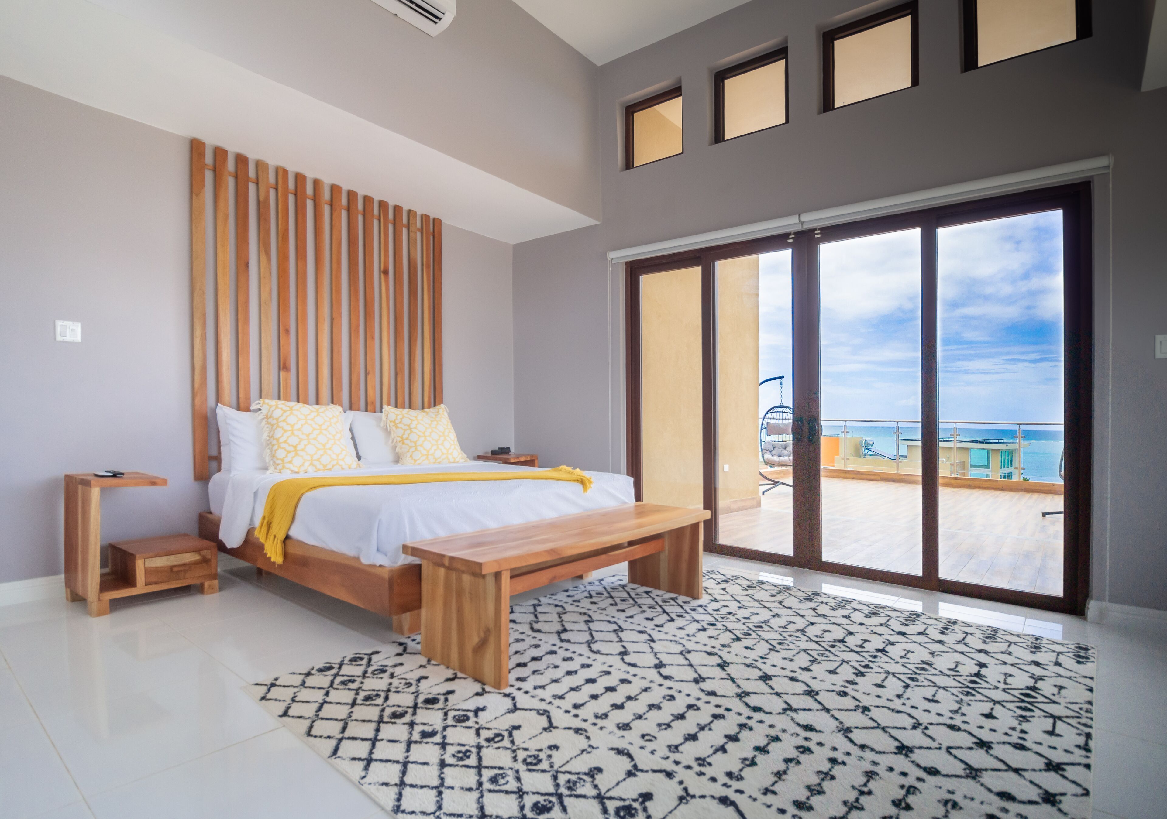 3 habitaciones, escritorio, tabla de planchar con plancha y wifi gratis 