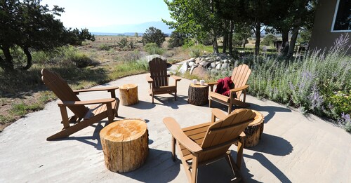 Mountain -Ranch Views! Near River Access! Fly Fishing.