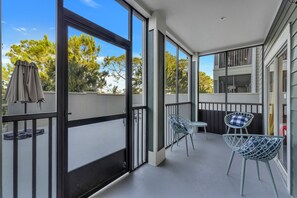 Terrace/patio - 3 Bedrooms condo 10min to Disney attractions! (Winter Garden)