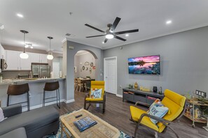 Smart TV - 3 Bedrooms condo 10min to Disney attractions! (Winter Garden)