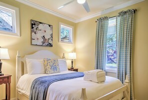 2 bedrooms, iron/ironing board, WiFi, bed sheets - Buttercup Cottage | Quaint 2 BR Cabin Near Hendersonville! (Asheville)