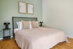 1 chambre, fer et planche à repasser, Wi-Fi, draps fournis
