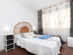 2 makuuhuonetta, vauvan matkasänky, ilmainen Wi-Fi