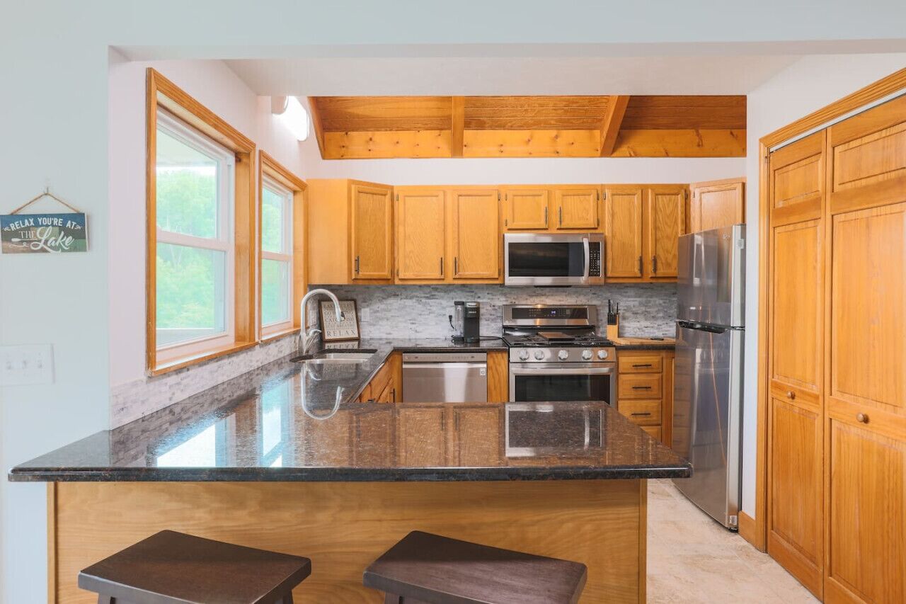 冰箱、微波炉、烤箱、炉灶