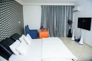 4 camere, Wi-Fi, lenzuola