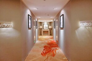 Room - Prince Bingley Hotel (White Feather Road, Xixia, Nanyang) (Xixia)