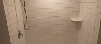 3 bedroom home ready for your UP Adventures