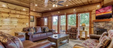 スマートテレビ、暖炉