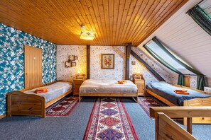 1 bedroom, free WiFi, bed sheets - Apartment 'Haus Am Markt 3' with Private Terrace and Wi-Fi (Schöningen)