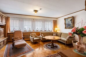 Interior - Apartment 'Haus Am Markt 3' with Private Terrace and Wi-Fi (Schöningen)